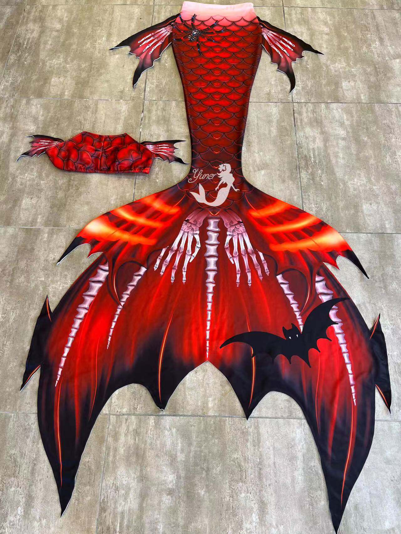 Aquarium & Marine Museum Ums - Orijinal Erkek ve Kadın Deniz Kızı